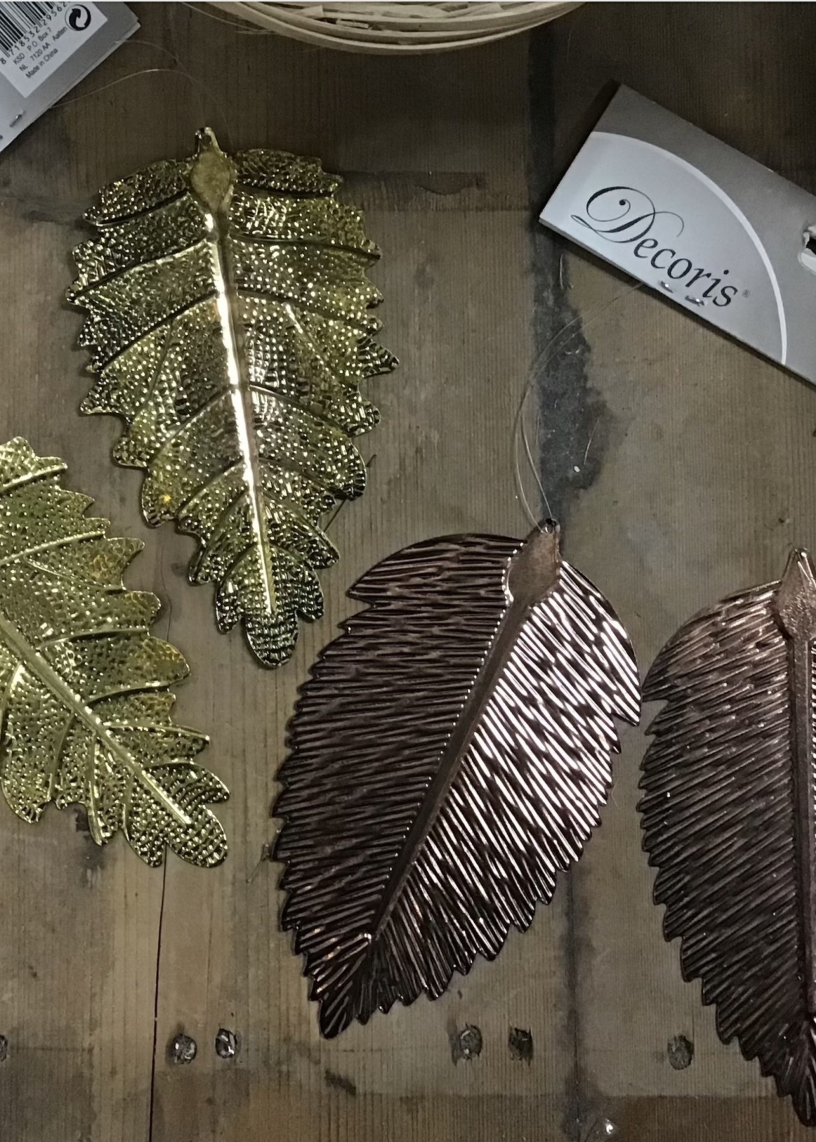 Decoris Metal Leaf Hanging Decoration 2 Pack Copper Or Gold