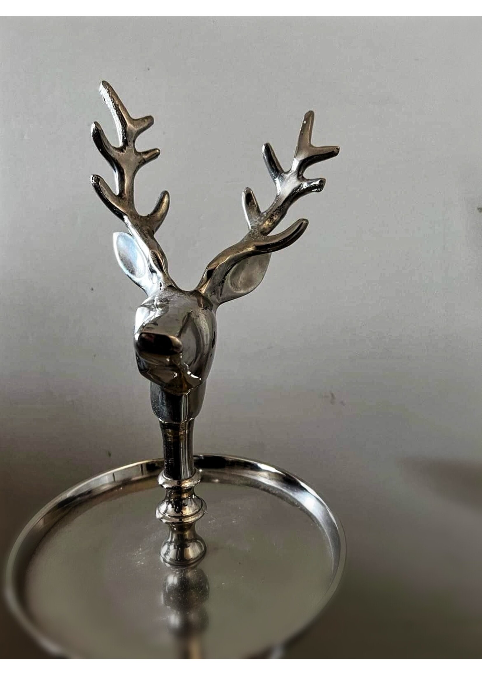 Cake Stand With Deer - 3 Layer  Aluminium Etagere