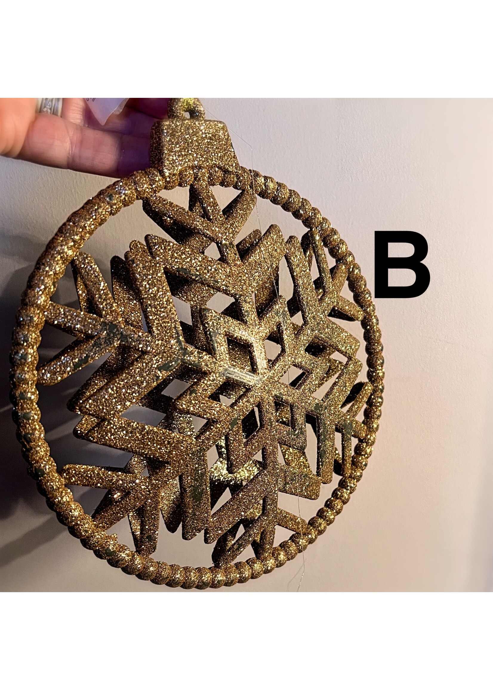 Coppery Glittery Baubles 19-23 cm in 3 assorted designs.