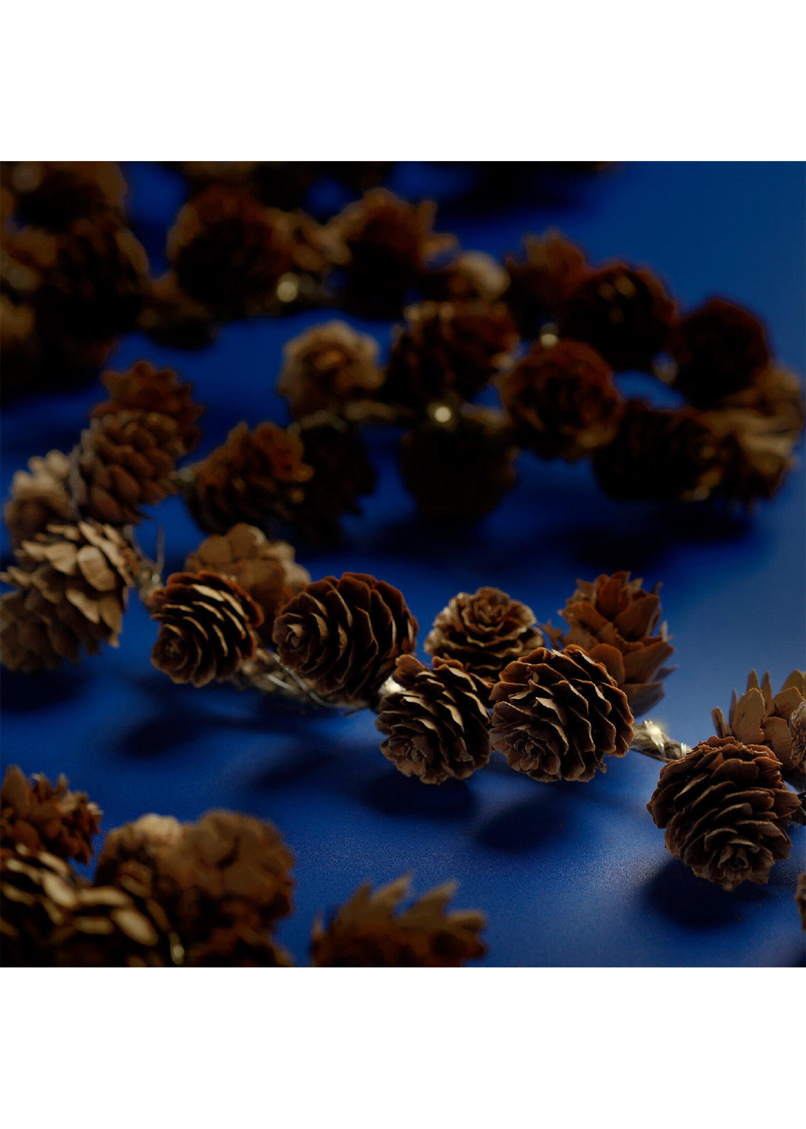 Lumineo Pinecone or Acorn LED Garland 1.1m 15 Lights - Price is for one