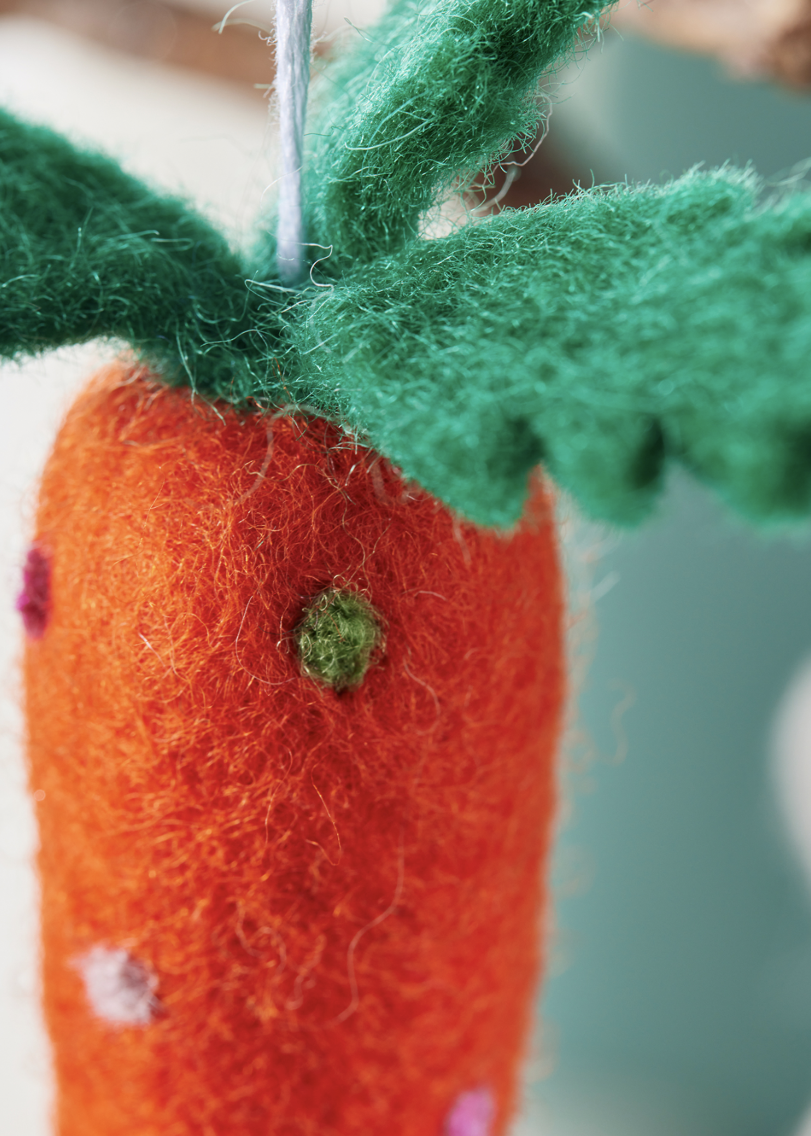 Namaste Felt Carrot 16cm