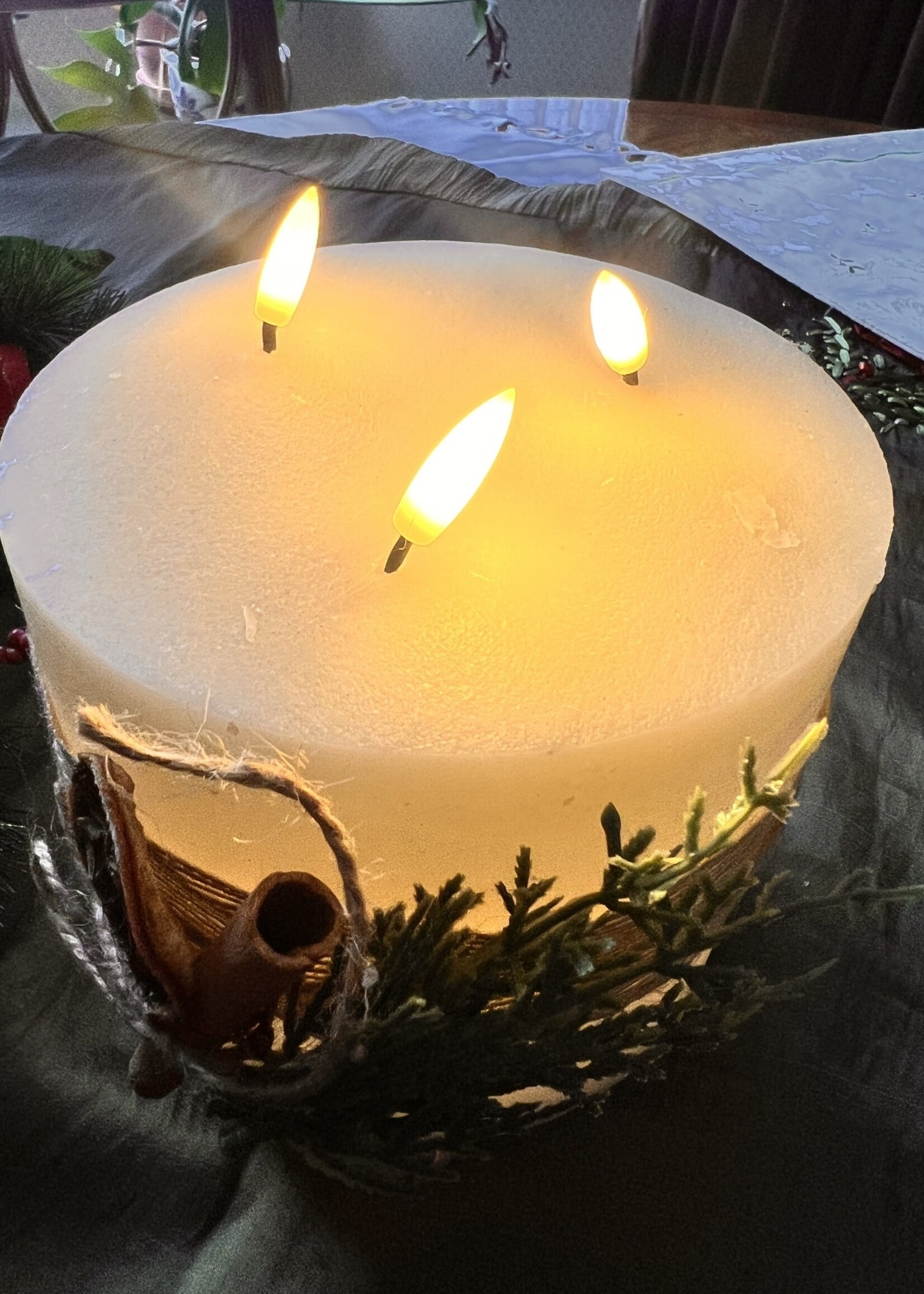 Lumineo Large Triple LED Wick Battery Candle With Foliage