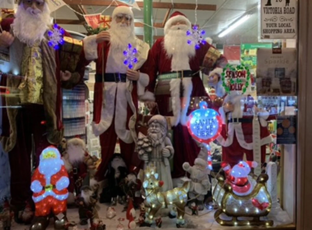 Christmas_shop_front_Santa_father_christmas
