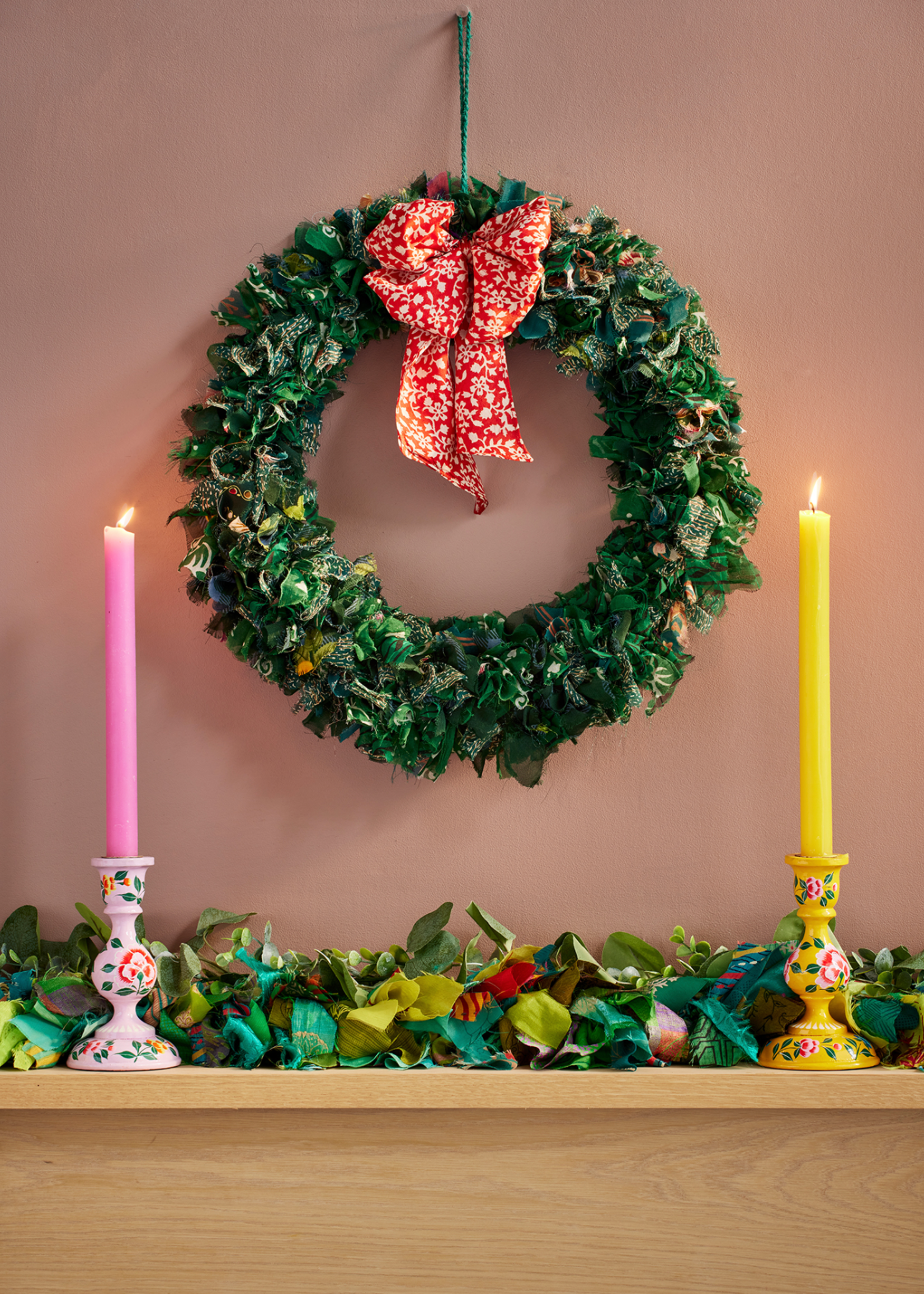 Namaste Sari Large Green Wreath With Bow 45cm