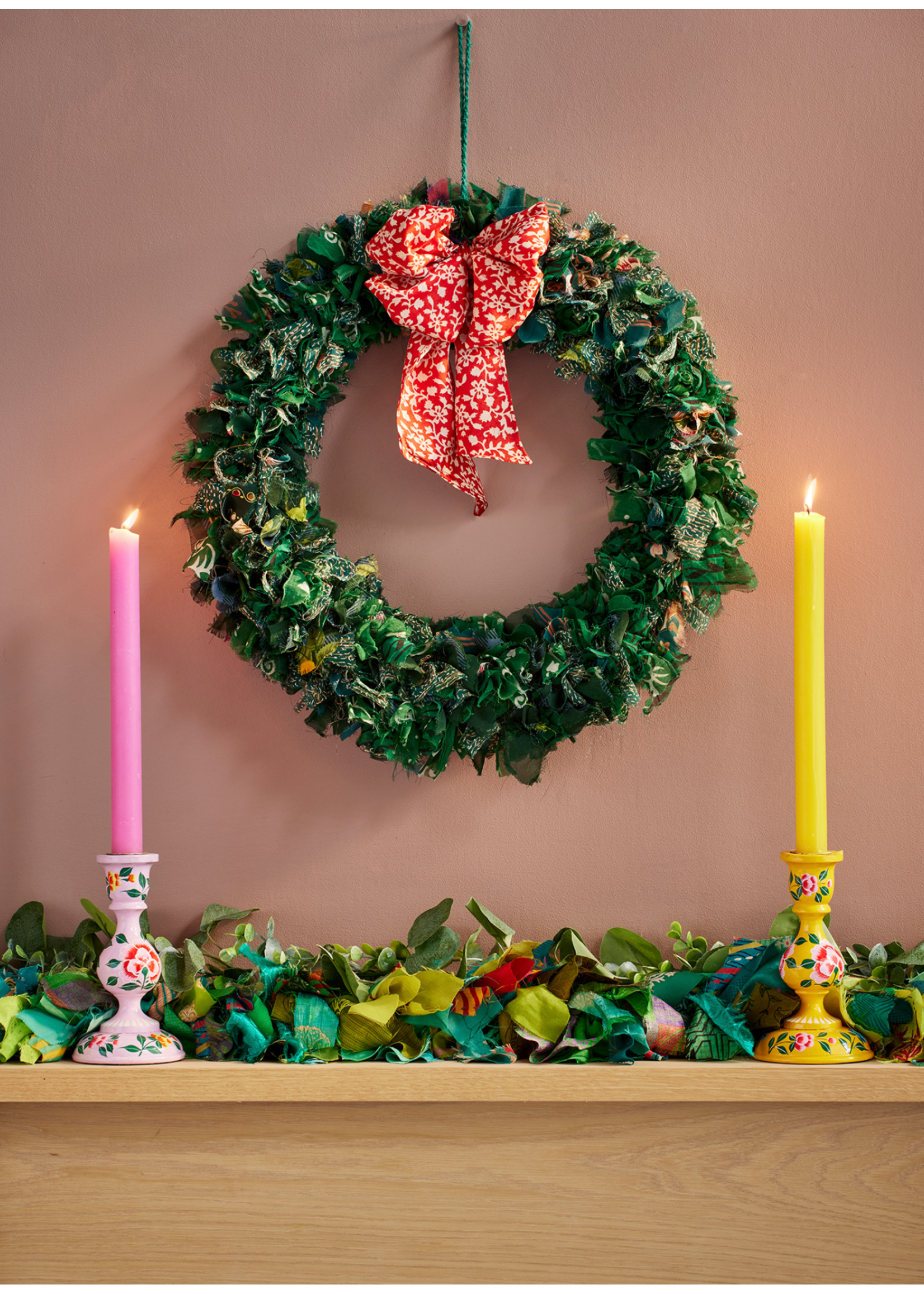 Namaste Sari Large Green Wreath With Bow 45cm