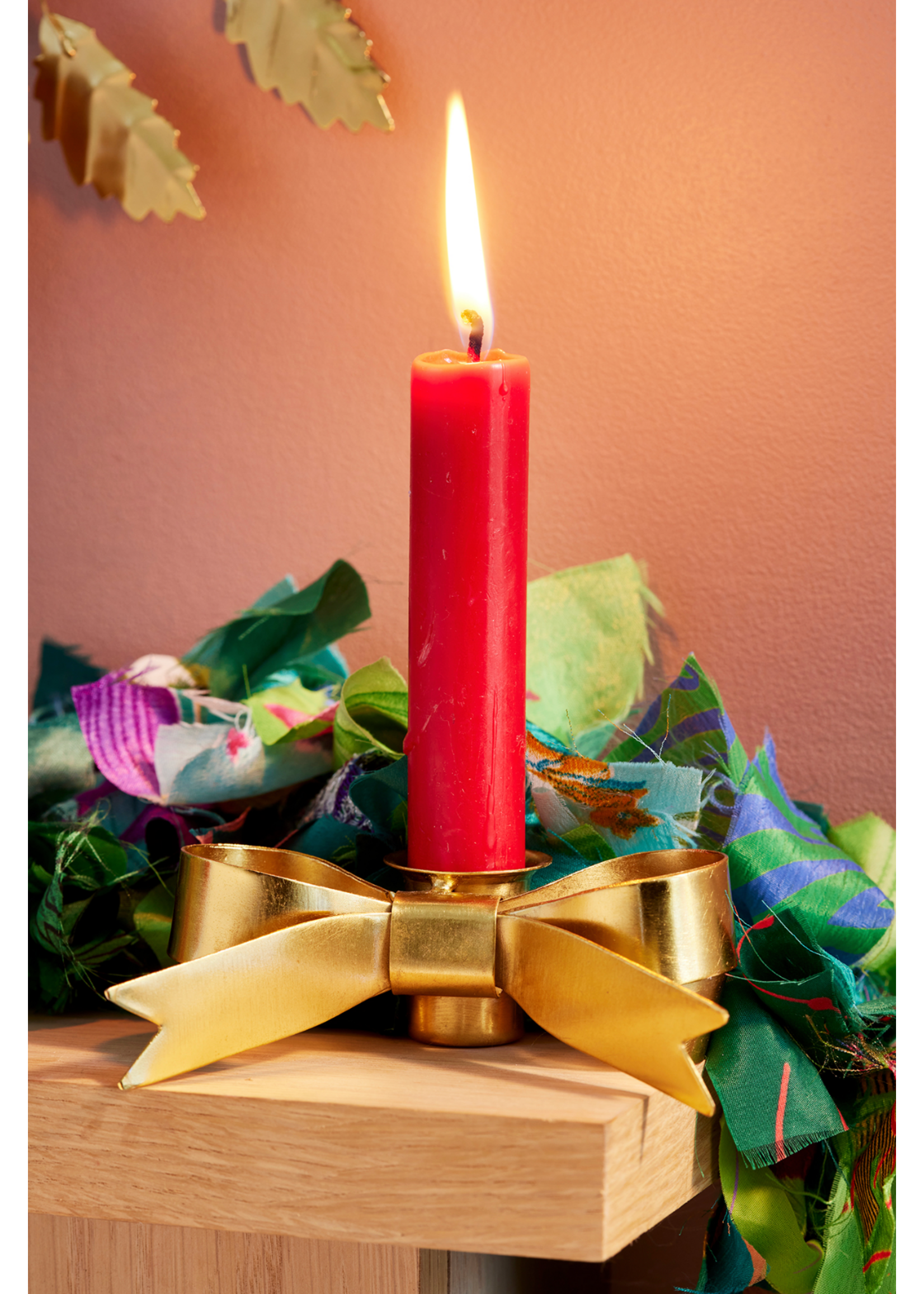 Namaste Bow Dinner Candle Holder Gold