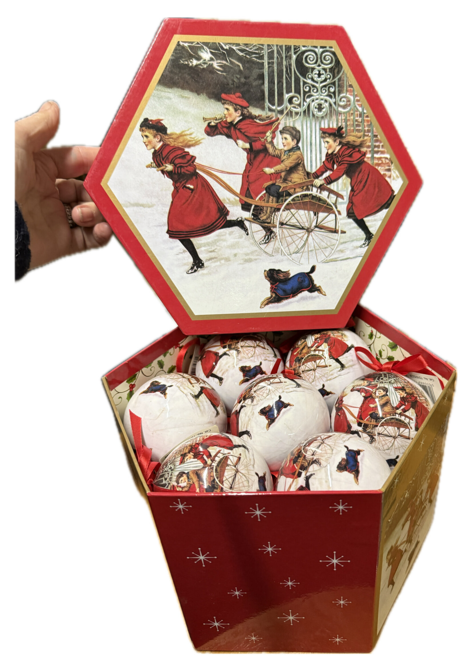 Box with Scene includes seven baubles - two designs (price is for one box)