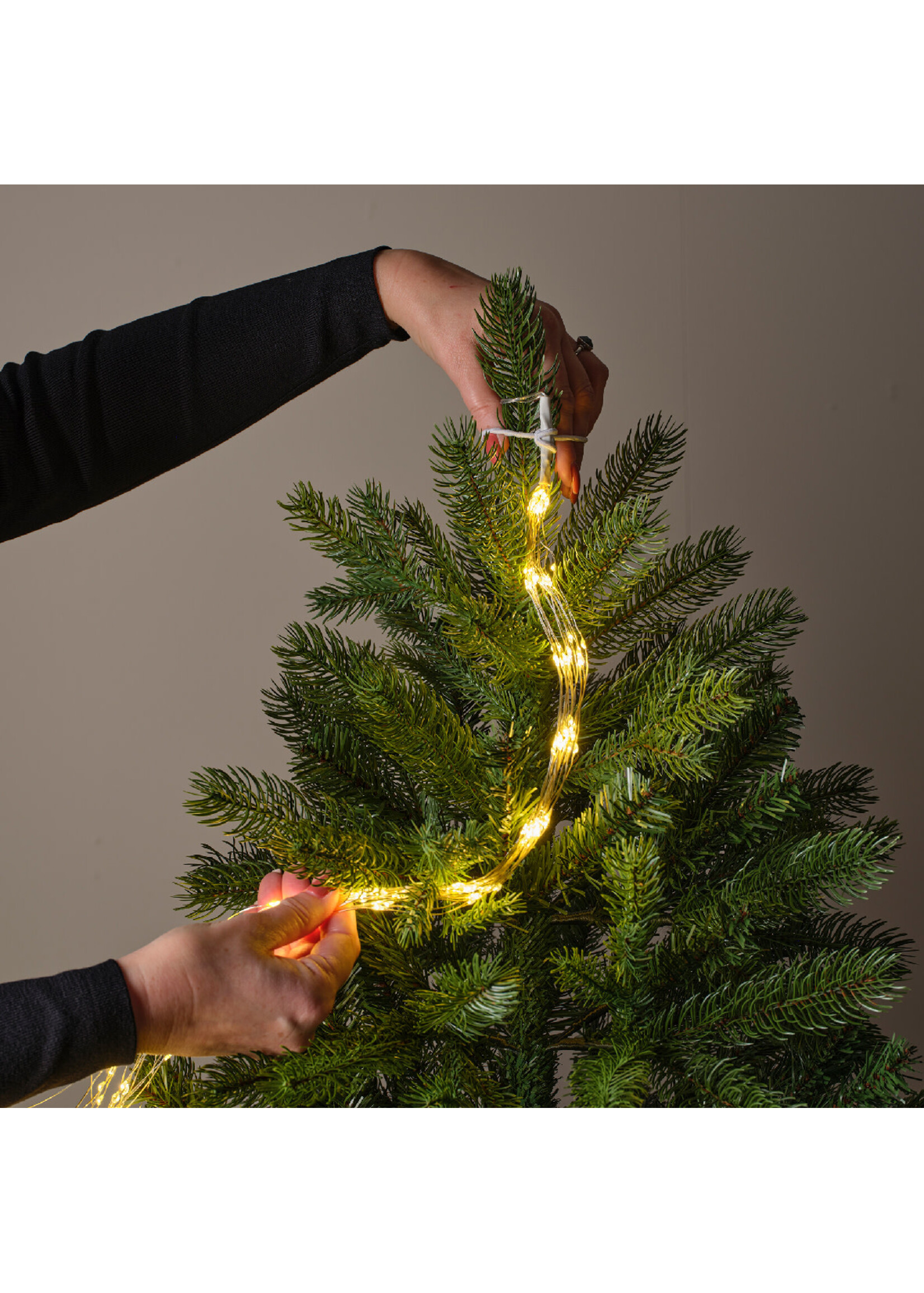 Lumineo Pin Tree Light 672 LED Warm White 210cm