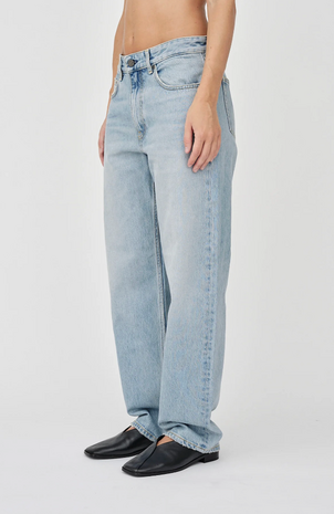 Won Hundred Alexandra