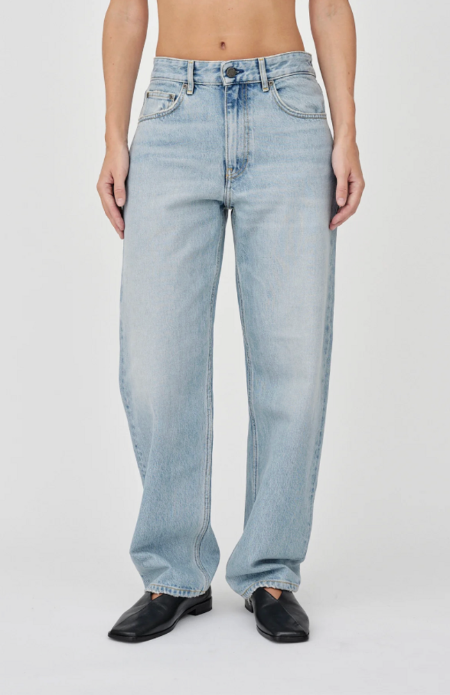 Won Hundred Alexandra