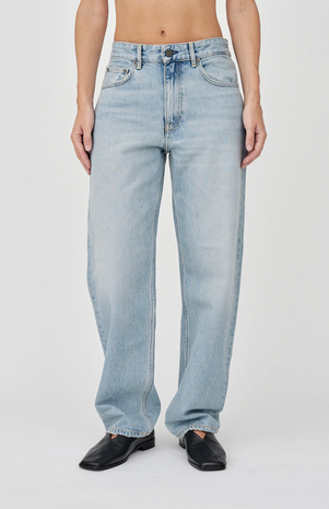 Won Hundred Alexandra