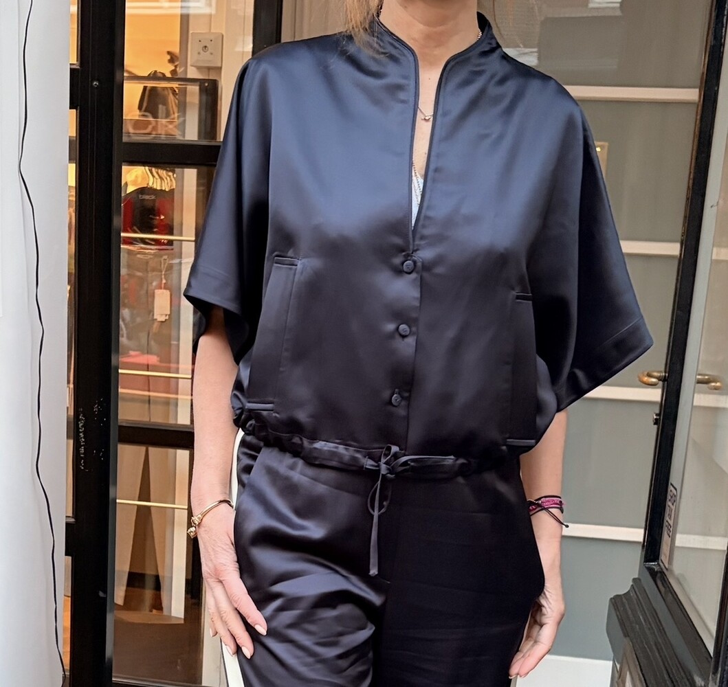 Margaux Lönnberg ISHA BS/KS/NS Navy Satin
