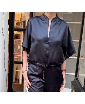 Margaux Lönnberg ISHA BS/KS/NS Navy Satin