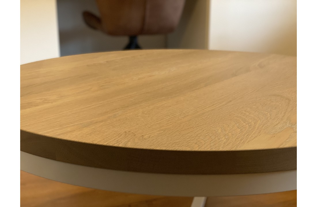 Ronde eiken salontafel set met wit stalen frame | 50 en 70 cm | Seesing
