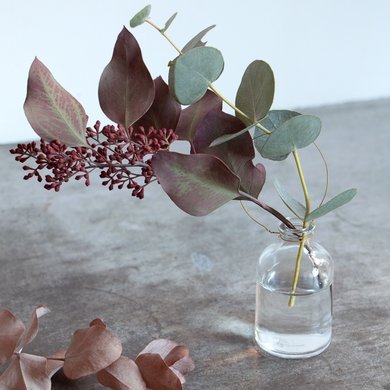Roosmarijn Knijnenburg Hold It vase