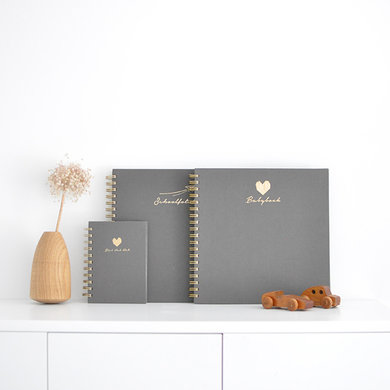 House of products Babyboek linnen grijs