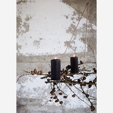 Madam Stoltz Madam Stoltz hanging candle holder 62cm
