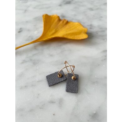 Lisa la pelle Lisa la Pelle earrings Be Cleo blauw/grijs