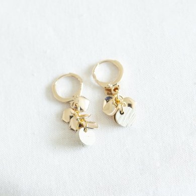 Studio Nok Nok Studio Nok Nok Oorbellen Tiny.03 beige