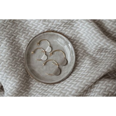 Lisa la pelle Lisa la pelle oorbellen half for love bubbly beige