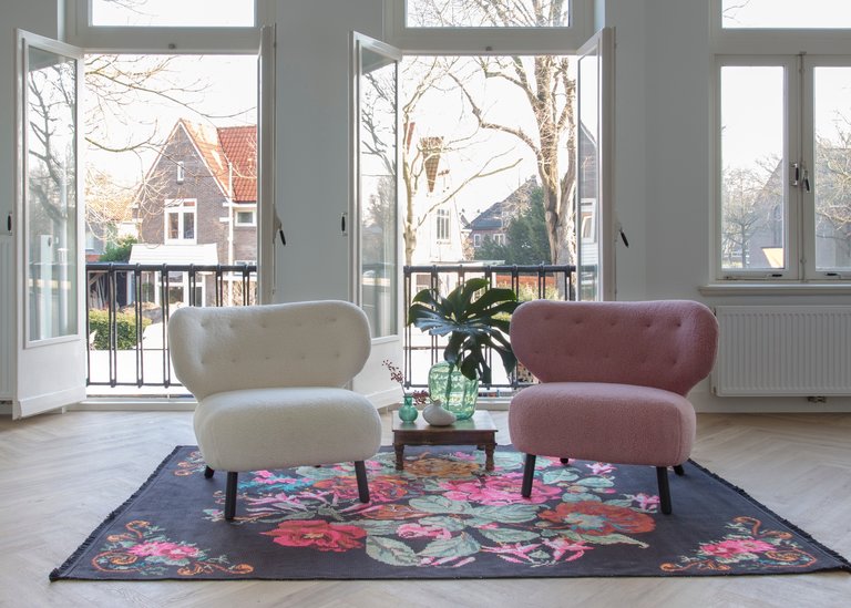 Jesper Home Kita Pink Accent Chair