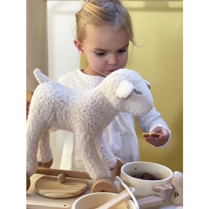 EGMONT EGMONT TREKFIGUUR MARY LAM