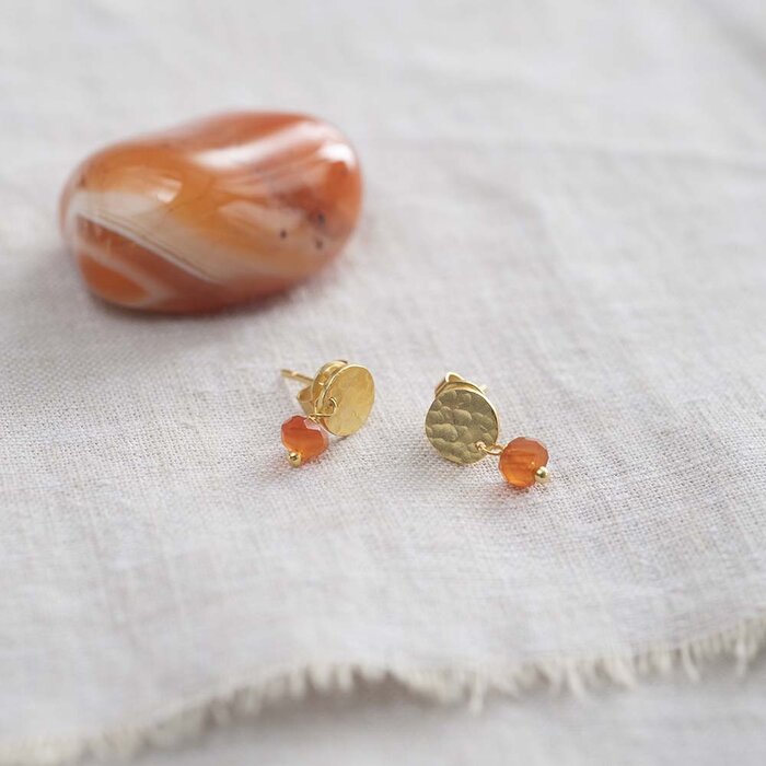 A BEAUTIFUL STORY BS MINI COIN CARNELIAN GOLD EARRINGS