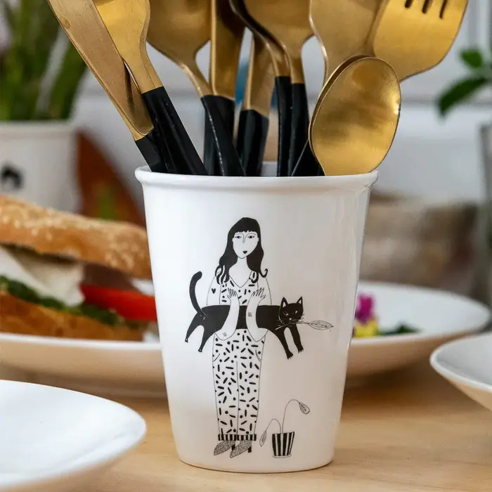 HELEN B HELEN B CUP BLACK CAT