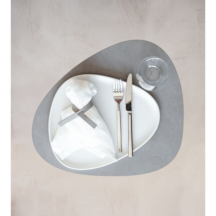 LIND NUPO PLACEMAT CURVE LIGHT GREY 37 x 44 CM