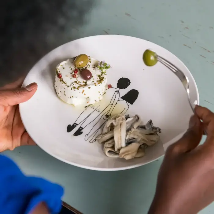 HELEN B HELEN B ONTBIJTBORD NAKED COUPLE BACK