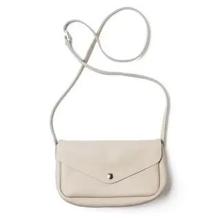 KEECIE KEECIE HUMMING ALONG CEMENT