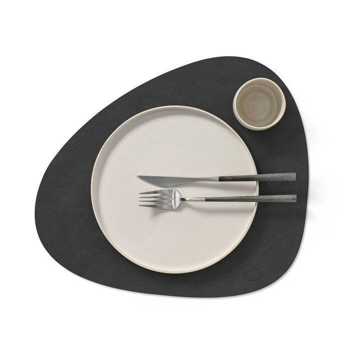 LIND NUPO PLACEMAT CURVE BLACK