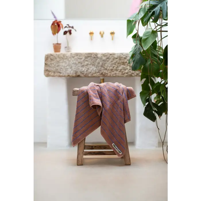 BONGUSTA BONGUSTA NARAM GUEST TOWEL CAMEL & ULTRAMARINE 30X50 CM