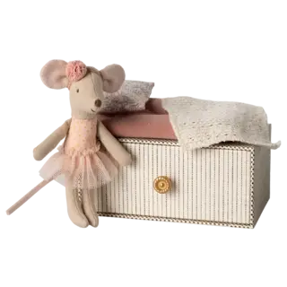 MAILEG MAILEG DANCE MOUSE IN DAYBED LITLLE SISTER
