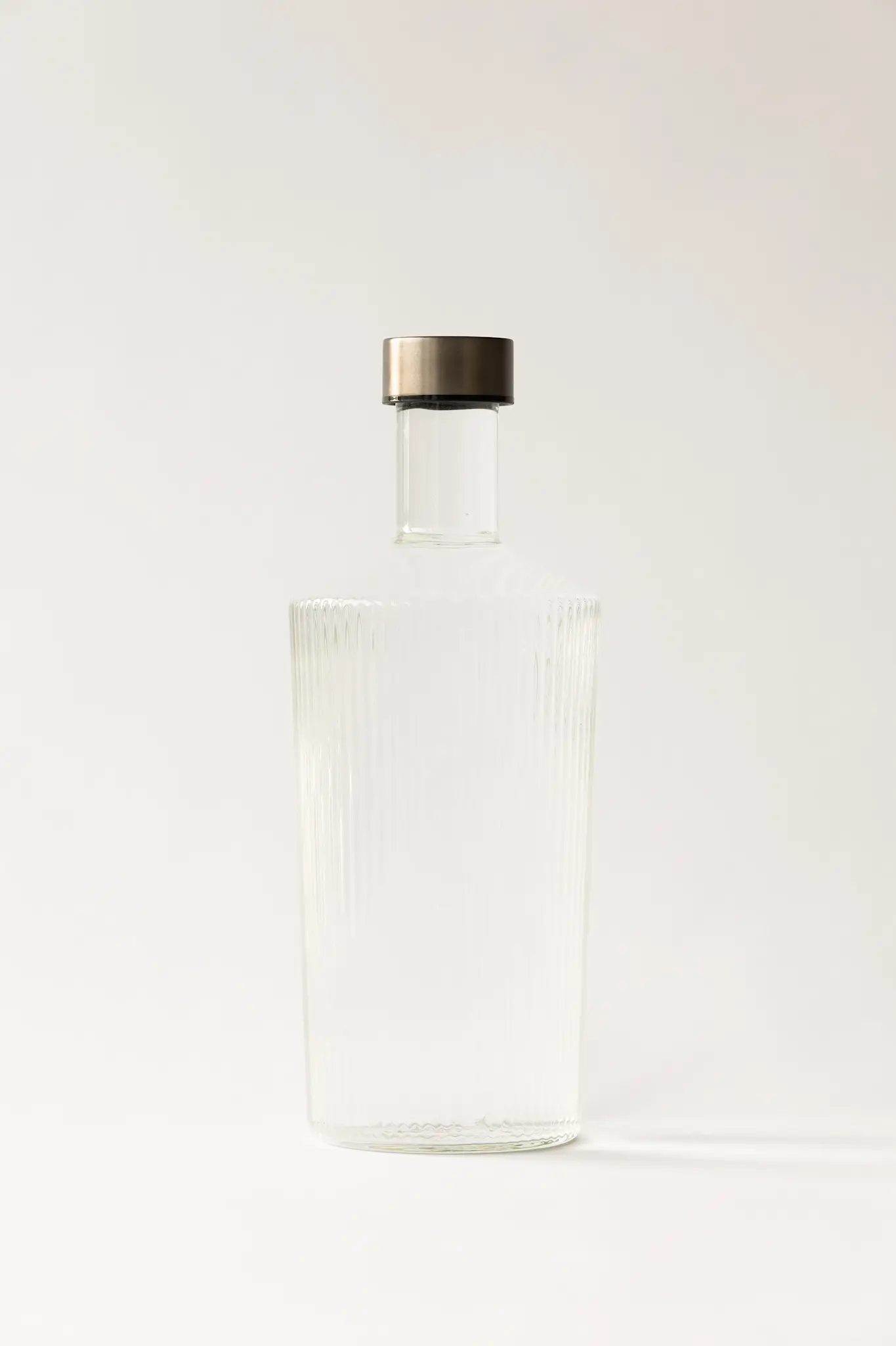 PAVEAU PAVEAU SWIRL WHITE HAVEN BOTTLE 1.25L (TRANSPARANT)