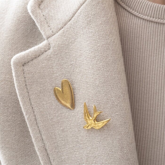 A BEAUTIFUL STORY BS BROOCH HEART