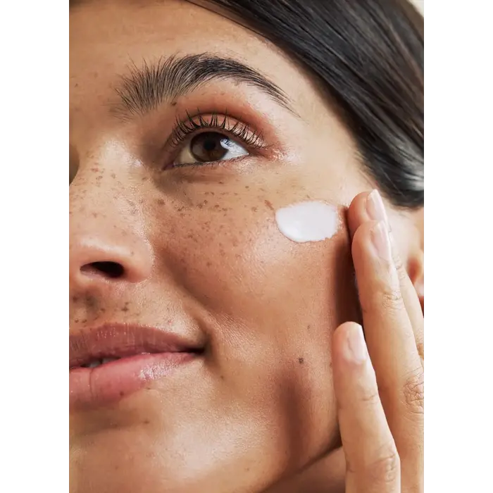 RAY RAY DAG- EN NACHTCREME DROGE HUID 50 ML