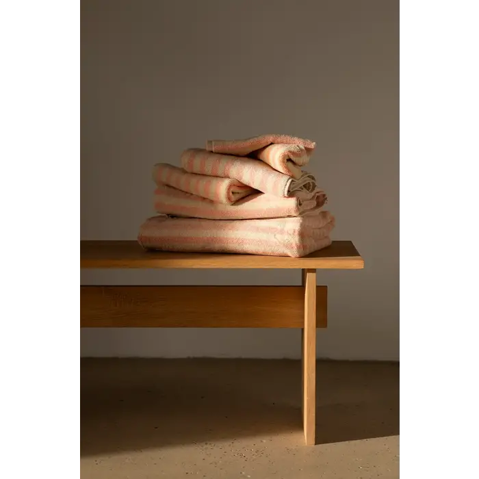 BONGUSTA BONGUSTA NARAM GUEST TOWEL TROPICAL CREME 30X50CM