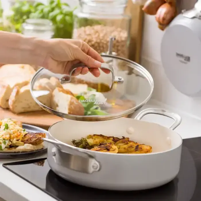 DAGELIJKSE KOST DAGELIJKSE KOST PROLINE STOOFPAN KERAMISCHE LAAG 24CM