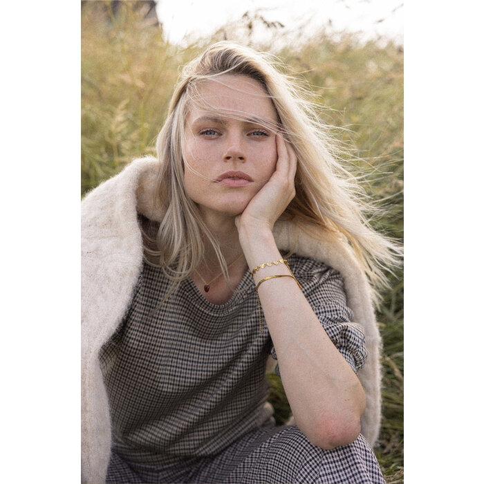 ZUSSS ZUSSS KETTING MET ROOD HARTJE