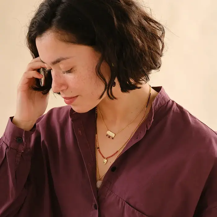 A BEAUTIFUL STORY BS SANITY GARNET ROSE QUARTZ NECKLACE