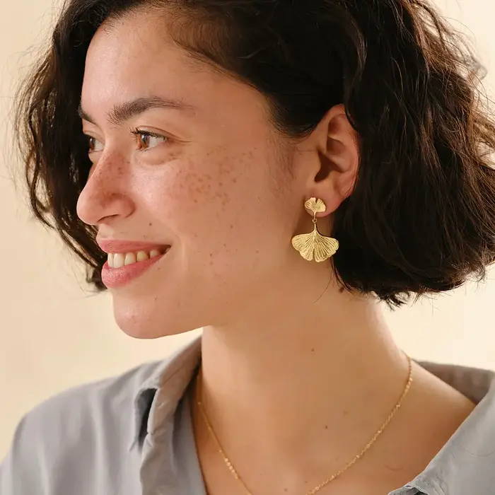 A BEAUTIFUL STORY BS LONGEVITY EARRINGS