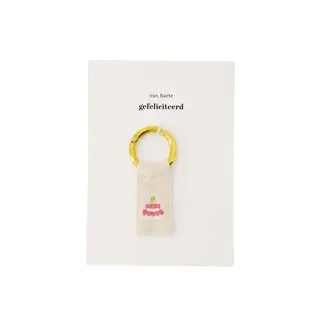 ZUSSS ZUSSS ANSICHTKAART SLEUTELHANGER TAART WIT/ROZE
