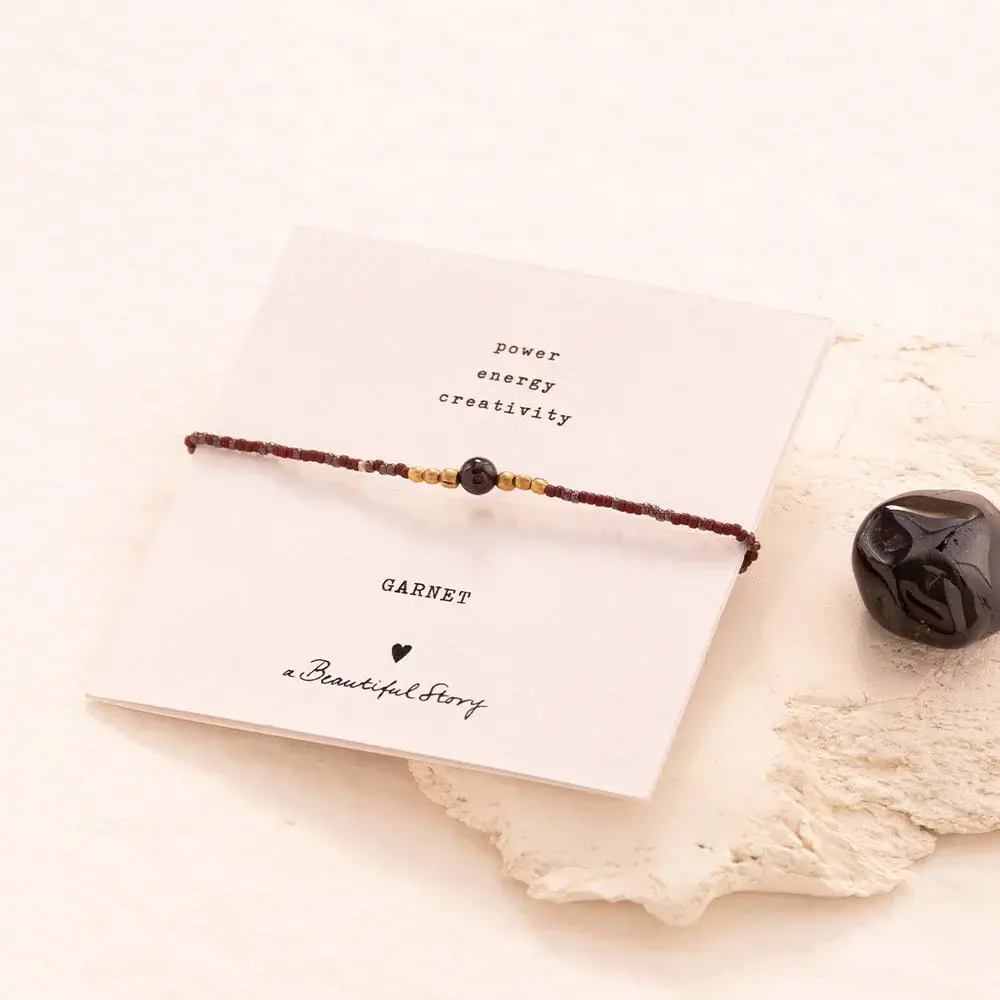 A BEAUTIFUL STORY BS IRIS CARD GARNET BRACELET