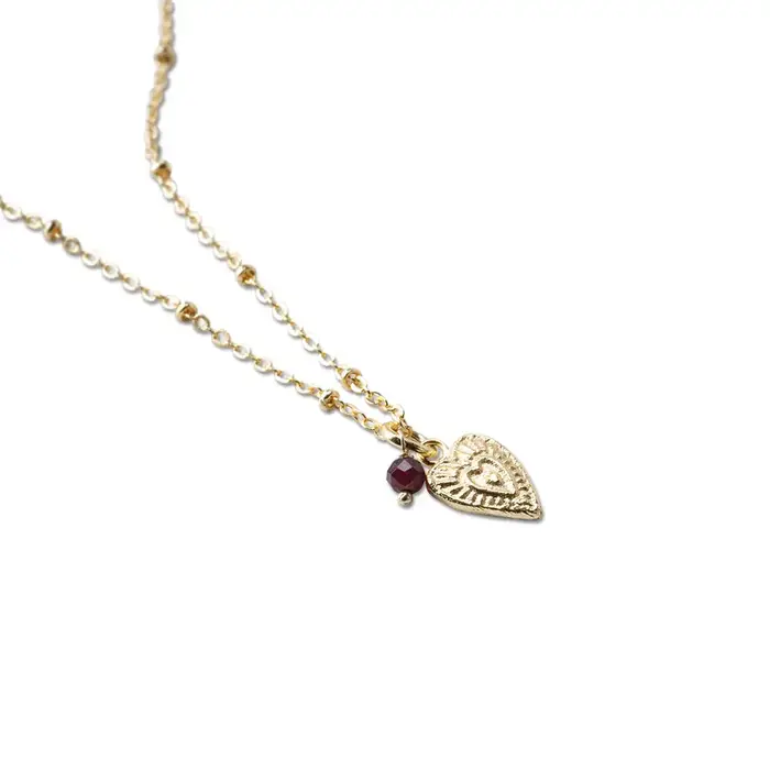 A BEAUTIFUL STORY BS CONVINCED ( hart )  GARNET NECKLACE