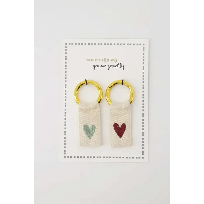 ZUSSS ZUSSS ANSICHTKAART SLEUTELHANGERS WIT/ROOD/GRIJSBLAUW