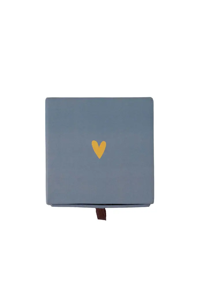 ZUSSS ZUSSS ARMBAND HARTJE IN SCHUIFDOOSJE LEUKERD GRIJSBLAUW