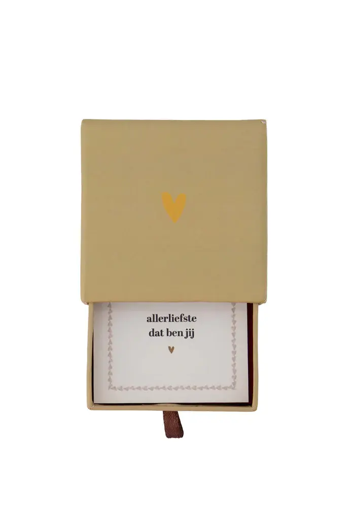 ZUSSS ZUSSS KETTING HARTJE IN SCHUIFDOOSJE DE ALLERLIEFSTE ZAND