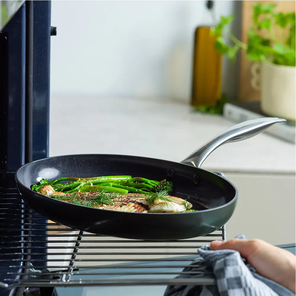 DAGELIJKSE KOST DAGELIJKSE KOST OVALE VISPAN 32CM