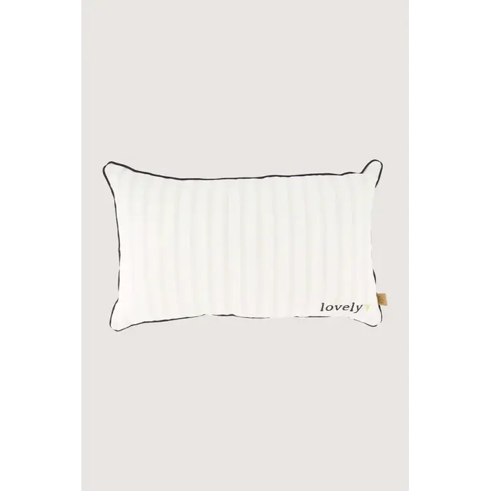 ZUSSS ZUSSS KUSSEN STREEP LOVELY 50X30CM OFF WHITE / ZAND